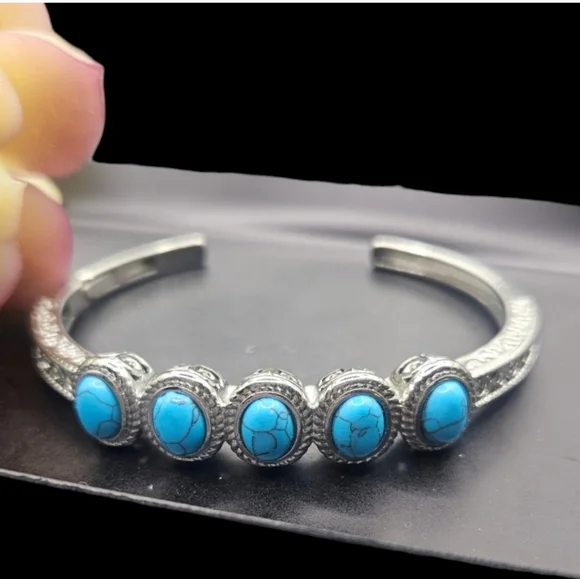 Blue Howlite Cuff Bracelet - Picture 5 of 6
